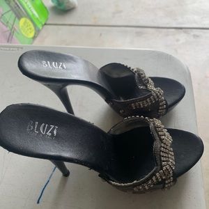 Beautiful Italian hills clogs with Rhinestones